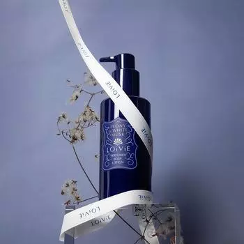 LOiViE Парфюмированный лосьон для тела «Пион и белый мускус»