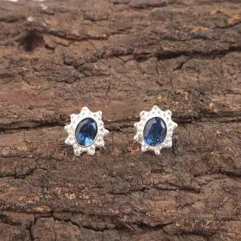 Лондонский голубой топаз Драгоценный камень 925 Стерлинговое серебро Ювелирные изделия Ручная работа Серьги 0,54 EE-151-10