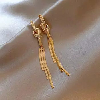 Long Fringe Earrings Female Fall and Winter Accessible Luxury Fancy Accessible Luxury Eardrops 2024 New Arrival Best Selling Ear Clip Ear Rings Gold M
