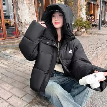 Loose Hooded Bread Jacket Women Parkas 2025 New Thicke Warm Down Cotton Padded Short Jacket Female Outerwear Winter Coat S