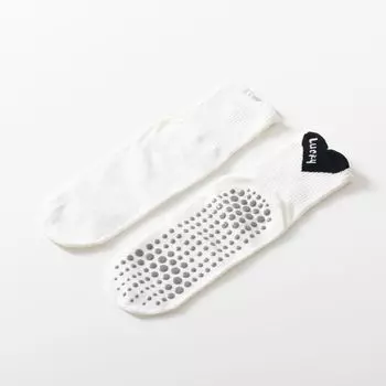 Love Embroidered Yoga Socks Non-Slip Tube Socks Pilates Solid Dance Room Socks Sports Socks Women Fitness Socks White Black Heart