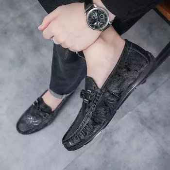 Love men s shoes spring breathable black casual leather shoes soft sole versatile one-pedal Doudou shoes driving 38