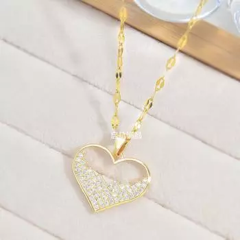 Love Necklace Female Simple Small Fresh Sweet Slightly Inlaid Zircon Girl Heart Pendant Collarbone Chain Accessories
