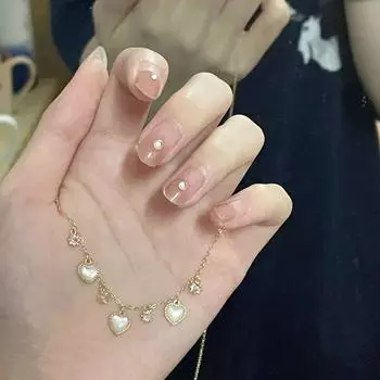 Love Necklace Women s Autumn and Winter Light Luxury Niche Design Heart-shaped Clavicle Chain Temperament Strong Chain