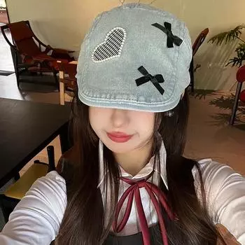 Love pearl bow washed denim old retro forward hat female personality versatile duckbill beret Adjustable чёрный