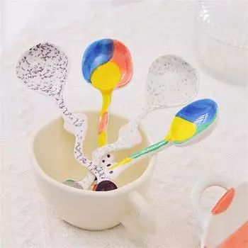 Ложка Alien Изысканная работа Предпочтительный материал Тонкая работа Цветная посуда Необычная ложка Креативный стиль Половник