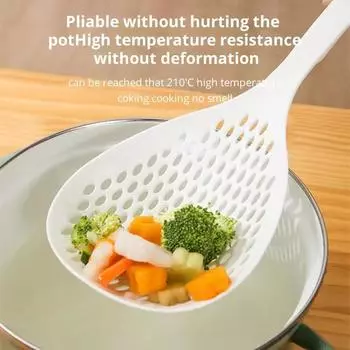 Ложка большой емкости выдерживает высокую температуру, подвешивает пельмени, протекает, сетка не деформируется, кухонные принадлежности