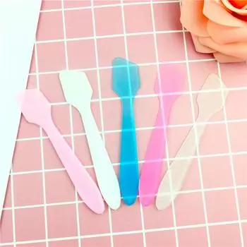 Ложка-скребок для крема с натуральным цветом для самостоятельной маски и упаковки