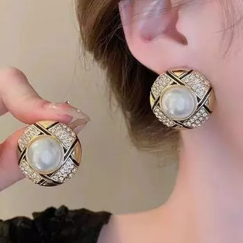 Лучшие подарки Золотые серьги-гвоздики с круглым камнем для женщин