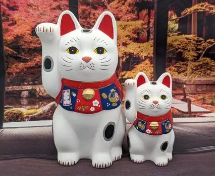 Lucky Lucky Right Hand Set of Figurine Cat, Cat, Raised, White, Large, Small, 2, белый