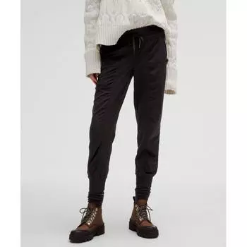 Lululemon Танцевальная студия средней посадки Jogger 7 8 Длина Черный 8/25