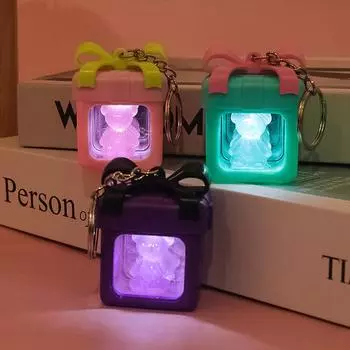 Luminous Gift Box Keychain Creative Cartoon Bear Student Bag Decoration Keychain Pendant зелёный