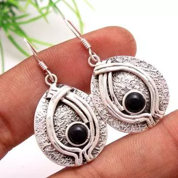 Лунный камень, черный оникс, гранатовая серьга, массивные украшения, серьги ручной работы, модные украшения, подарок маме чёрный