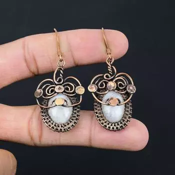 Лунный камень Драгоценный камень ручной работы из чистой медной проволоки, обернутый замечательными ювелирными серьгами 2.56 Inches белый