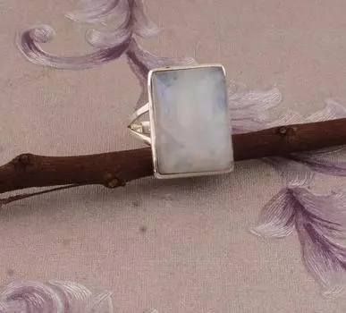 Лунный камень Кольцо с драгоценными камнями Твердый камень Стерлингового серебра 925 Кольцо с белым огненным камнем для женщин Идея подарка Ювелирные изделия с драгоценными камнями 4,25 г Приблизительно 5