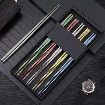 Luxury 10 Pcs Pure Titanium Chopsticks Corss Infection Avoid 5 Color Heat Insulation LFGB Certificate Chinese Family Tableware