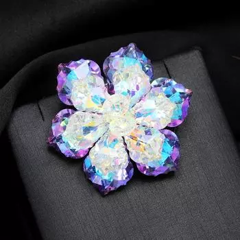 Luxury high-end bright crystal flower brooch female personality shining temperament pin niche high-end decorative corsage