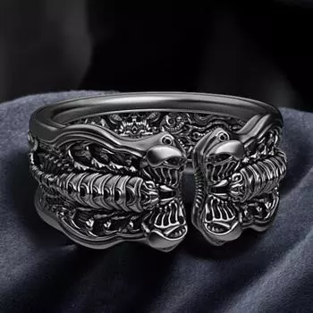 Luxury New European and American Punk Jewelry, Creative Scorpion-shaped Open Black Gold Ring No. 5