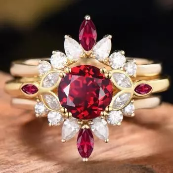 Luxury Pigeon Blood Red Ring In Europe and America, Female, Sunflower-shaped 2-carat Red Mozzarella Ring No. 6