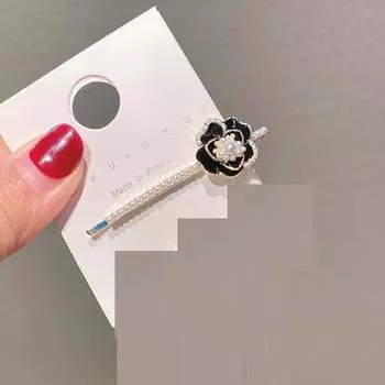 Luxury Women s jewelry Camellia pearl hair clips broken hair clip fashionable hair accessory for women