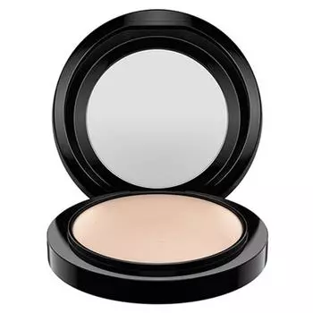 MAC Mineralize Skin Finish Natural, светлый, 1 шт.