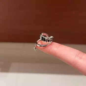 Магазин Ringring Клипсы для ушей Клипсы для ушей Серьги без прокола Модные Доступная Роскошь Серьги-крючки для ушей Серьги Крутые Красивые Женские Black right ear 1