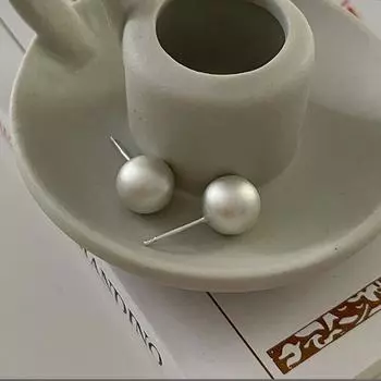 Магнитные матовые серьги для женщин Простые шарики Ниша Личность Мода