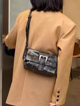 Maillard Wind Весна и лето Новая сумка-багет Женская ретро универсальная Spice Girl текстурированная портативная подмышечная сумка маленькая квадратная чёрный