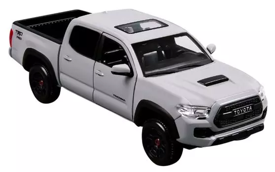Maisto Toyota Tacoma White Finished Product 1/27