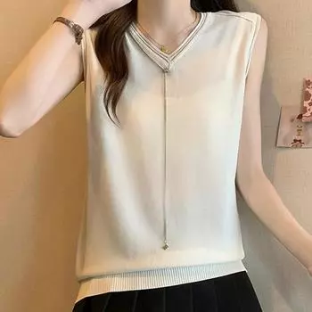 Майки женские летние 2025 без рукавов с V-образным вырезом белые черные узкие трикотажные майки женские топы JJ212 One Size чёрный