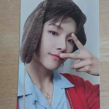 Мальчик по соседству Унхак Кто Ткачи Версия Фока