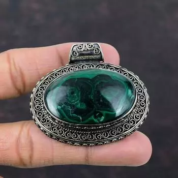 Малахитовый кулон Кулон ручной работы Ювелирные изделия из драгоценных камней Красивый винтажный кулон Подвеска из стерлингового серебра 925 пробы Уникальный дизайн Подвеска Подарок для мамы