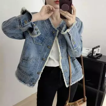 Маленькая ароматная синяя джинсовая куртка в западном стиле с металлическими пуговицами, свободной меховой опушкой и круглым вырезом для создания превосходного ощущения S синий