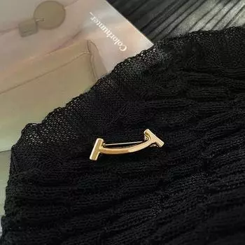 Маленькая брошь-пряжка Smile Anti-Light, женская, дизайн Sense Niche, универсальная, на вырез рубашки, фиксированная, аксессуары для одежды