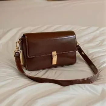 Маленькая квадратная сумка цвета карамельного мокко для женщин, новинка 2024 года, универсальная сумка-мессенджер через плечо для ежедневных поездок на работу коричневый