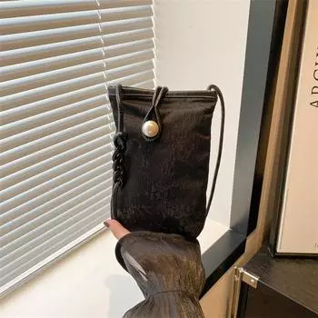 Маленькая квадратная сумка на одно плечо 2024 года, новая модная летняя сумка в иностранном стиле, красивая повседневная маленькая женская сумка-мессенджер чёрный