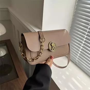 Маленькая квадратная сумка, новый модный тренд, повседневная иностранная сумка-мессенджер, однотонная, корейская версия, универсальная женская сумка через плечо, прилив чёрный