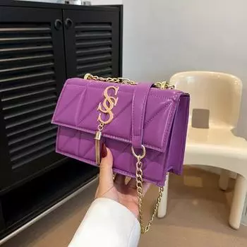 Маленькая квадратная сумка с углублением, женская, летняя, 2024 года, простая, повседневная, сумка-мессенджер через плечо с буквами чёрный