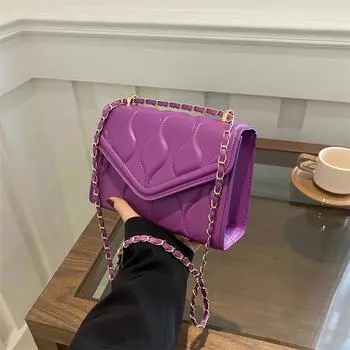 Маленькая квадратная сумка с выемкой, однотонная, женская, весна 2024, новая, для отдыха, поездок на работу, модная, простая, с цепочкой, сумка через плечо чёрный