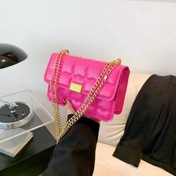 Маленькая квадратная сумка с зазубринами в сетку, однотонная, женская, весна 2024, новая модная сумка через плечо с цепочкой чёрный