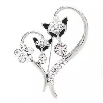 Маленькая лисичка простая любовь милые девушки носят модную и универсальную модную женскую одежду аксессуары