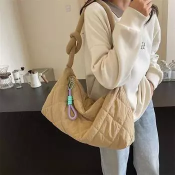 Маленькая нишевая сумка подмышкой для женщин с ромбовидной сеткой сумка-облако большой емкости на одно плечо, новая