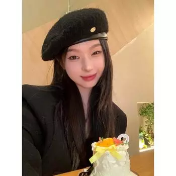 Маленькая шерстяная шапка-берет для женщин, осень и зима, новинка 2024 года, интернет-знаменитость, ретро, универсальная шляпа-бутон, черная average size (56-58cm) белый