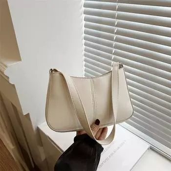 Маленькая сумка женская сумка 2024 модная осень иностранный стиль нишевая сумка через плечо персонализированная косметическая сумка подмышкой чёрный