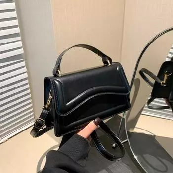 Маленькая свежая однотонная простая квадратная сумка женская сумка модная сумка через плечо универсальная чёрный