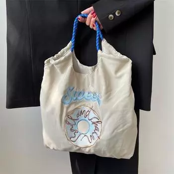 Маленькая вышитая сверхлегкая тканевая сумка для женской сумки, тканевая сумка-пончик на одно плечо one size чёрный