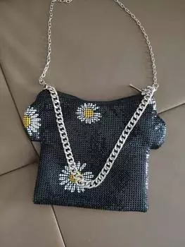 Маленькая женская сумка-маргаритка, новинка 2024 года, сумка с пайетками, японская сумка-мессенджер через плечо с цепочкой чёрный