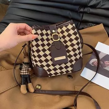 Маленькая женская сумка, трендовая модная сумка-мессенджер, повседневная женская сумка-ведро через плечо Without pendant