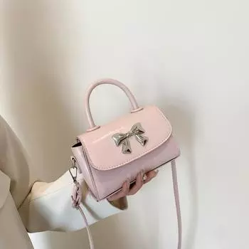 Маленькая женская сумка в иностранном стиле 2024 года, новая популярная сумка-мессенджер с красивым бантом, модная повседневная маленькая квадратная сумка чёрный