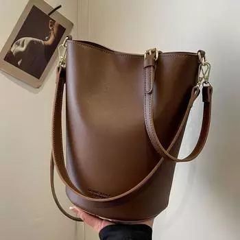 Маленькая женская сумка высокого качества, весенняя универсальная новинка 2024 года, модная сумка через плечо, популярная женская портативная сумка-ведро